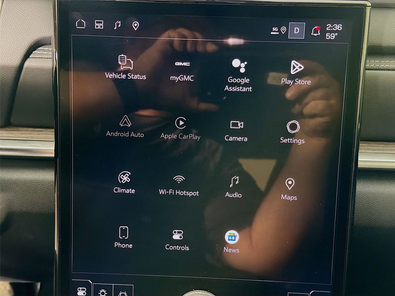 Used 2026 GMC Terrain Denali image 14