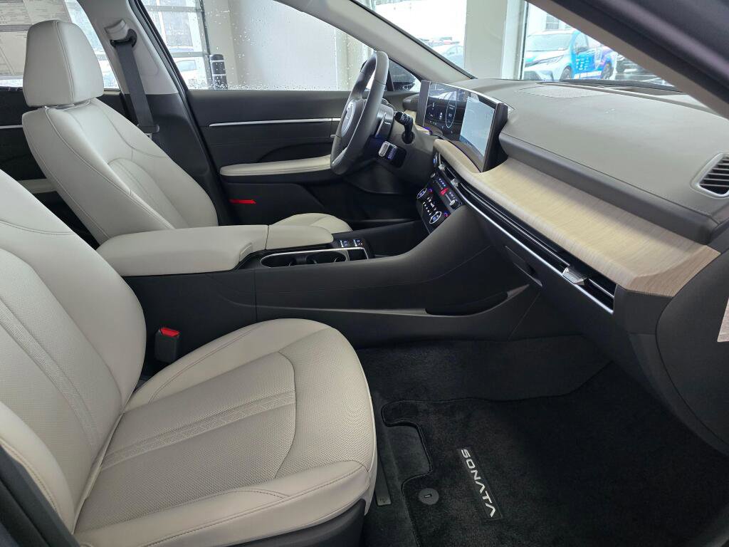 New 2026 Hyundai Sonata Limited image 44