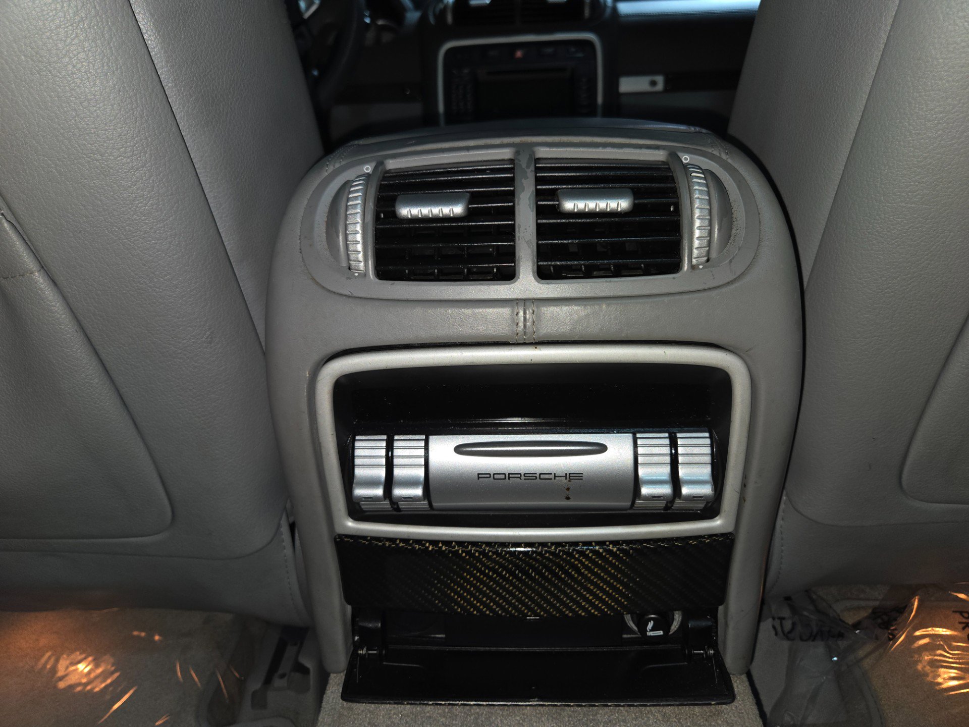 Used 2008 Porsche Cayenne Turbo AWD/4WD image 59