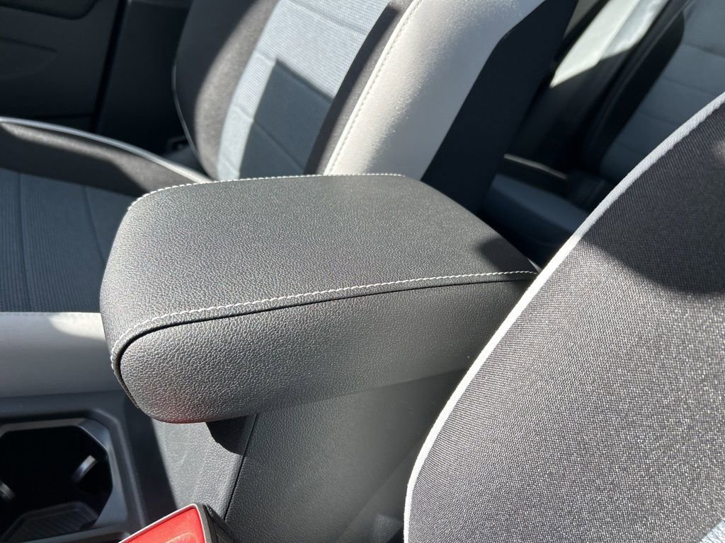 New 2026 Volkswagen Taos S image 37