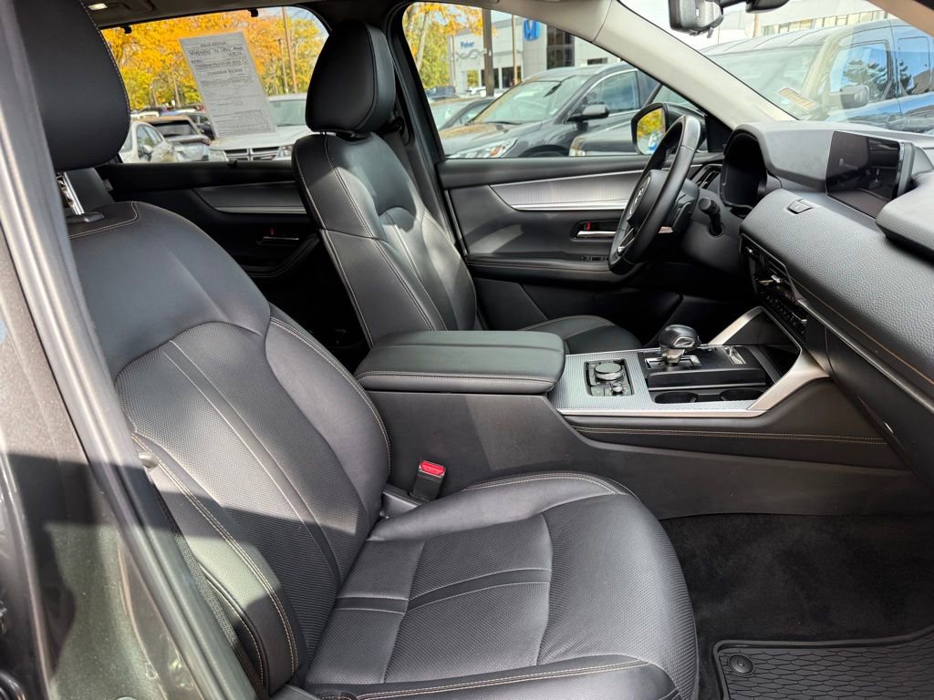 Used 2024 MAZDA CX-90 Plug-In Hybrid w/ Premium Pkg image 18