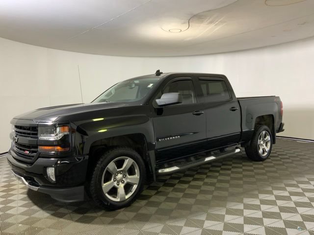 Used 2018 Chevrolet Silverado 1500 LT w/ All Star Edition AWD/4WD image 10