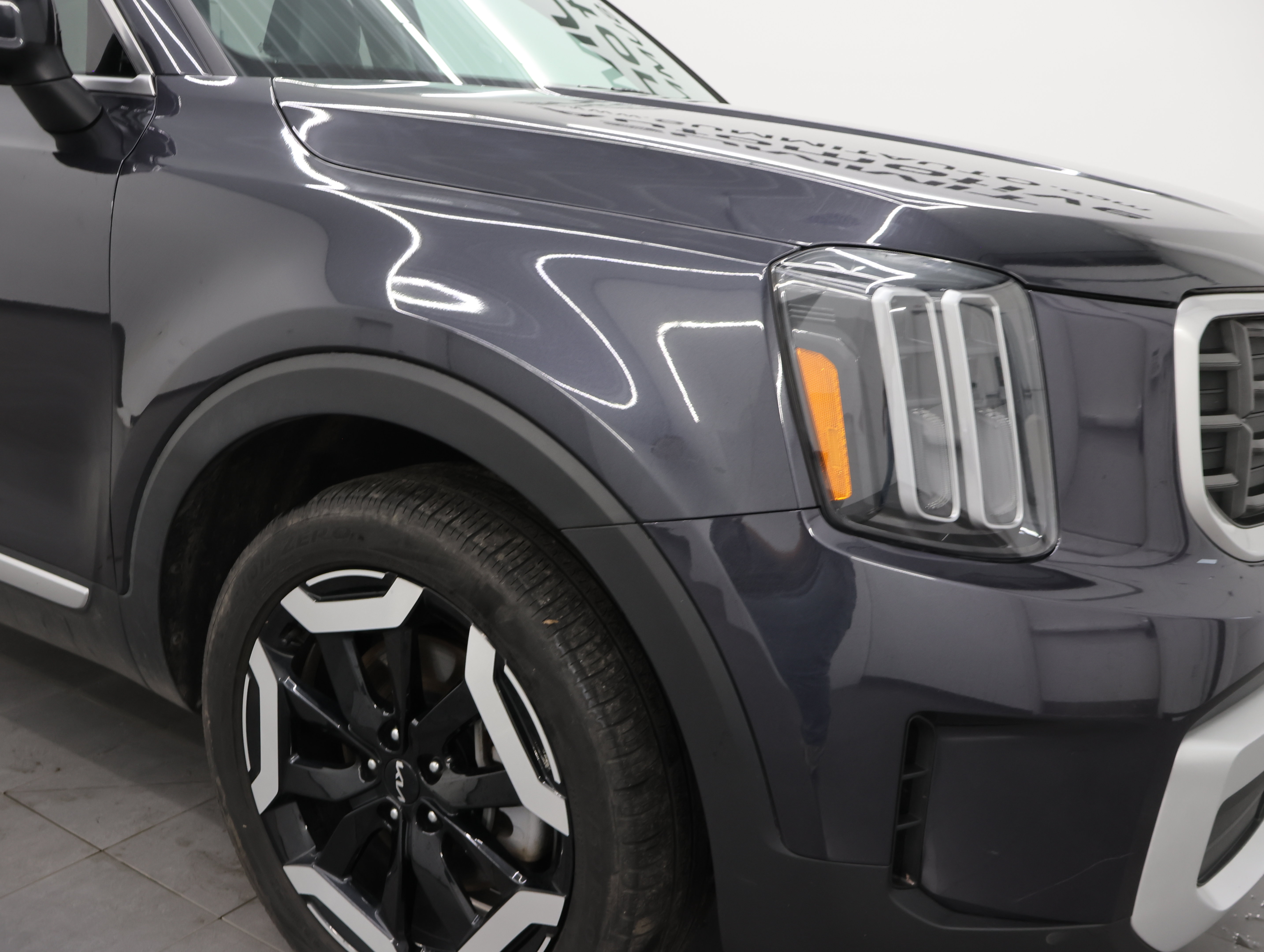 Used 2025 Kia Telluride S AWD/4WD image 26