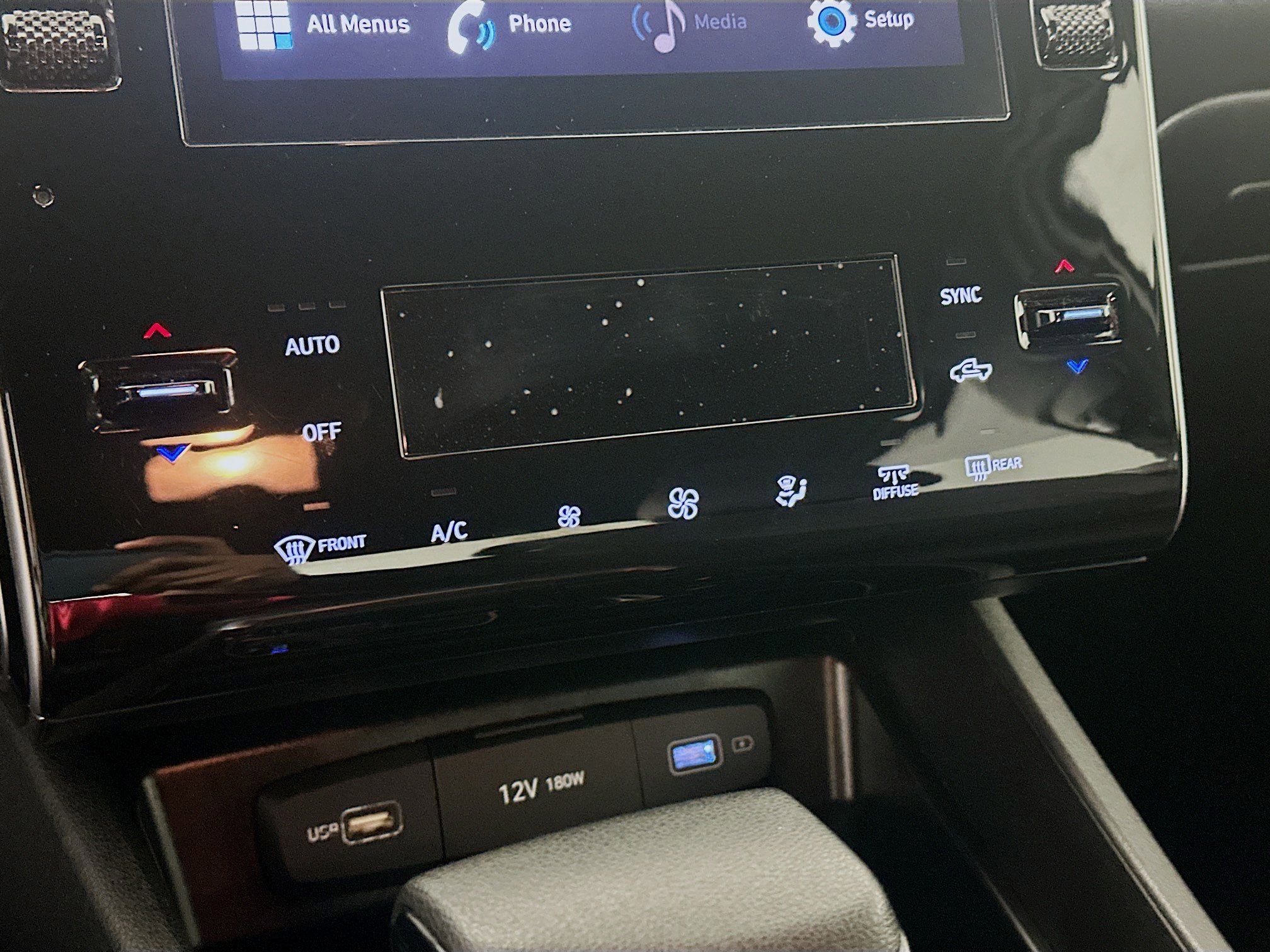 Used 2024 Hyundai Santa Cruz SEL image 23