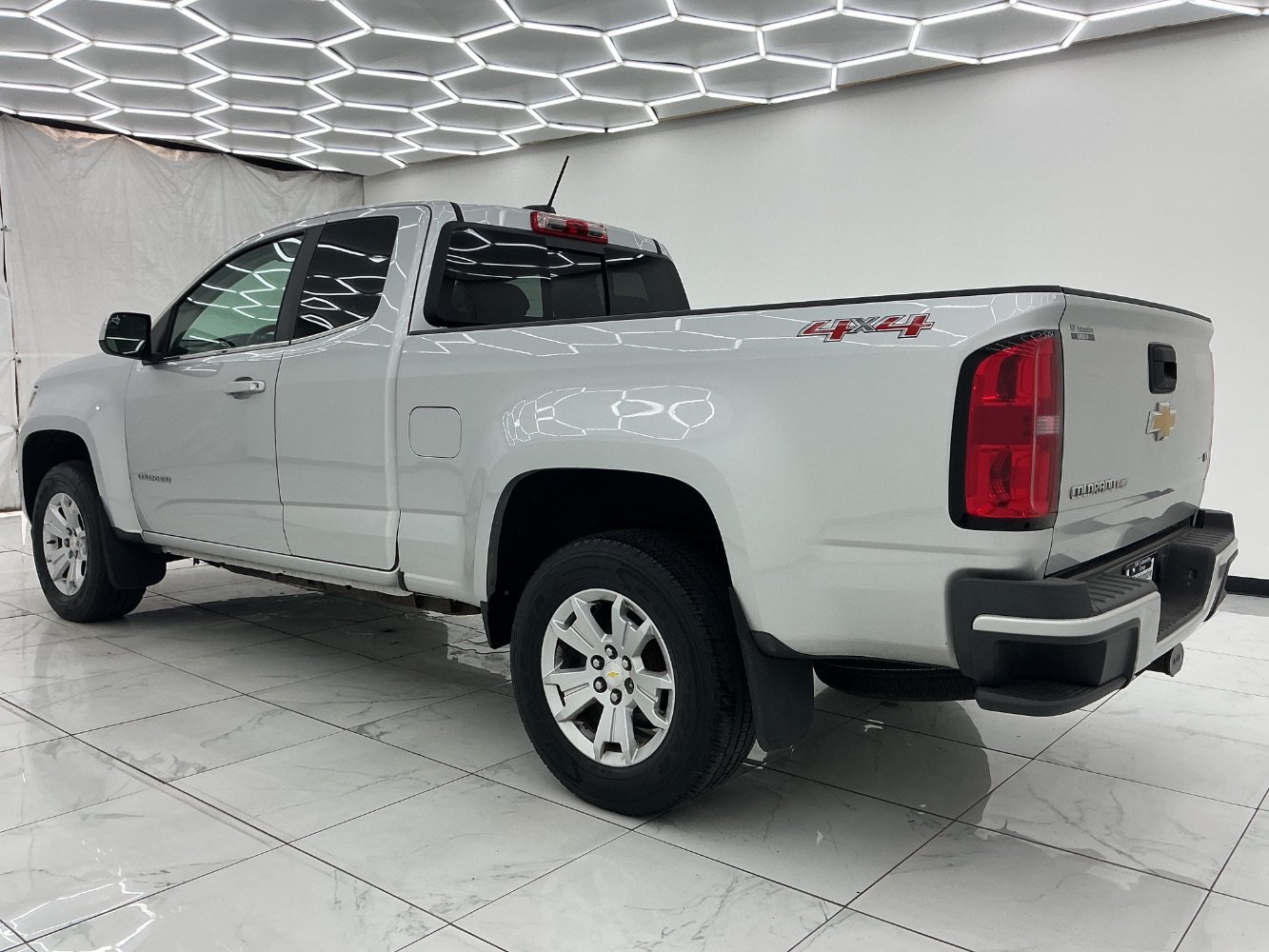 Used 2018 Chevrolet Colorado LT w/ LT Convenience Package AWD/4WD image 12
