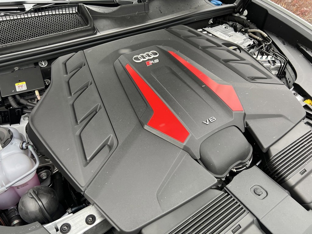 New 2026 Audi RS Q8 performance image 16