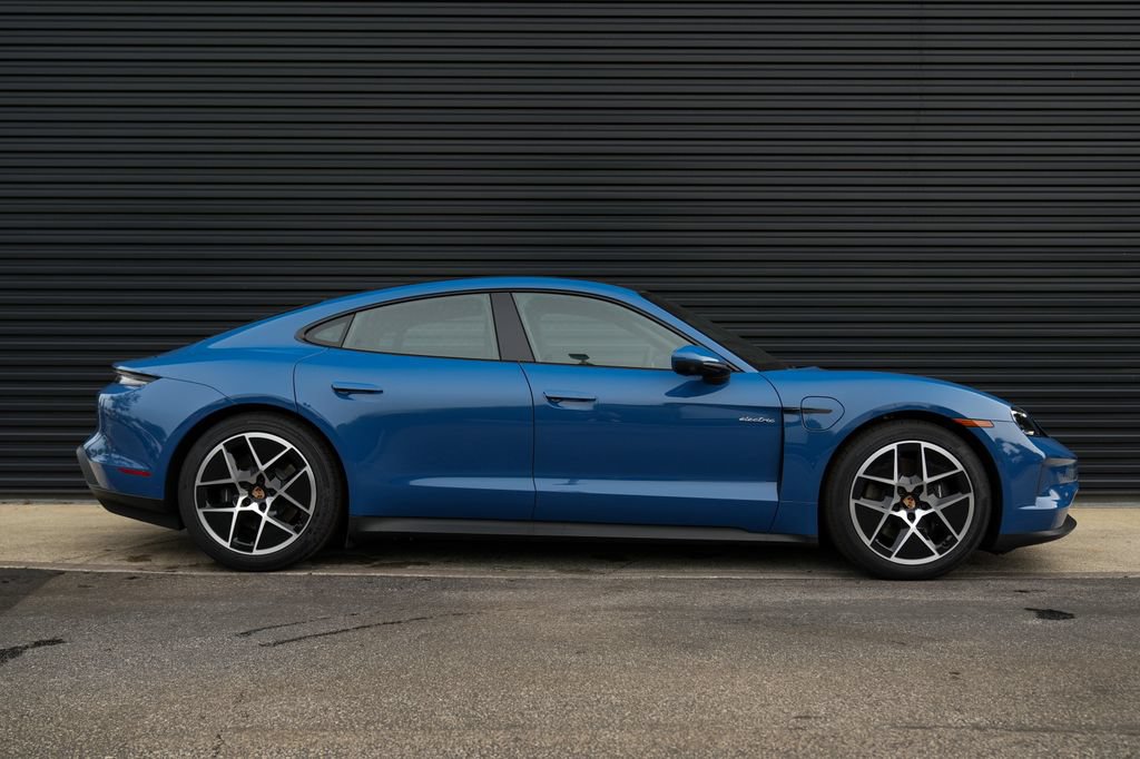 New 2026 Porsche Taycan AWD/4WD image 38