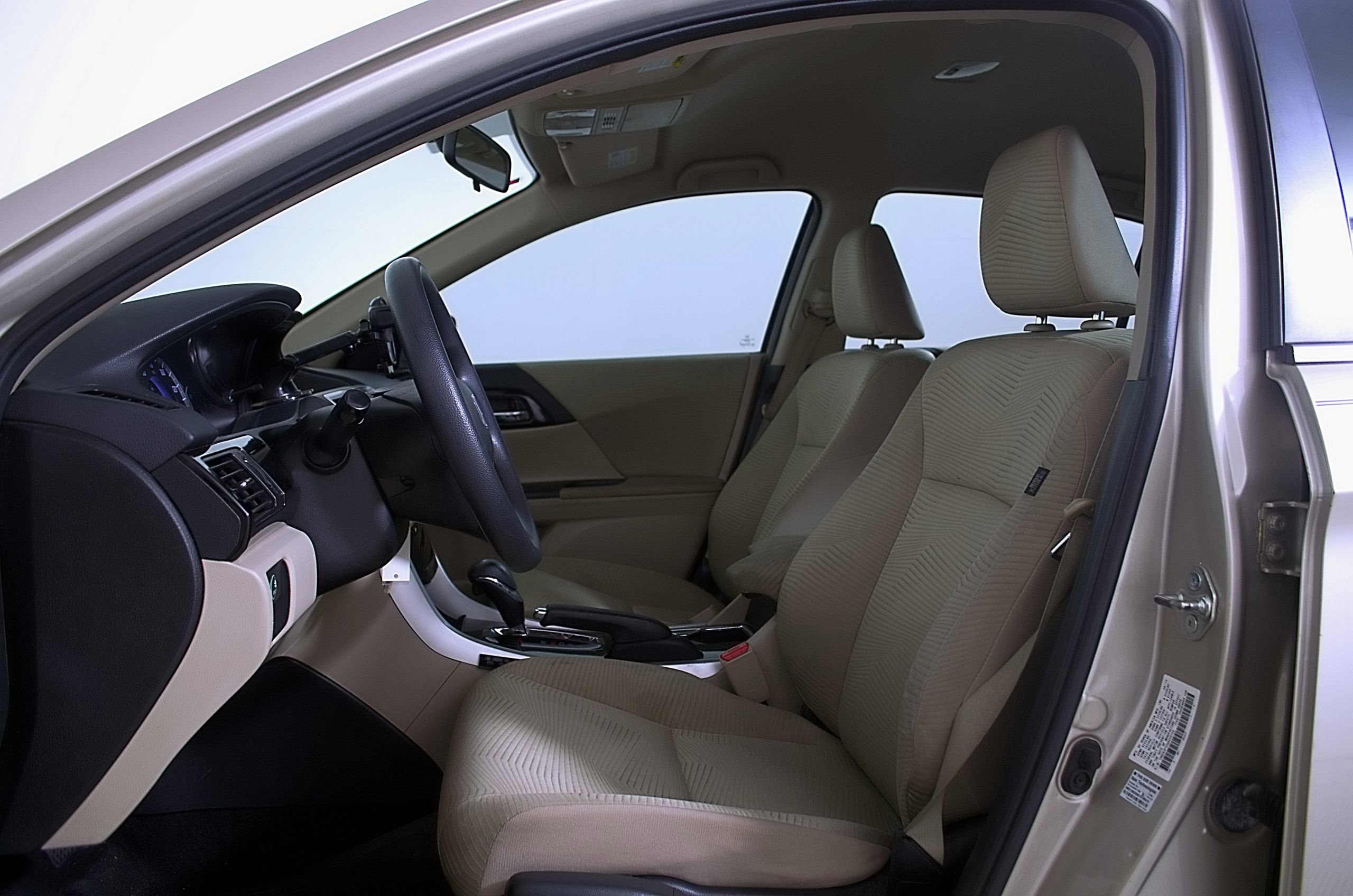 Used 2016 Honda Accord LX image 14