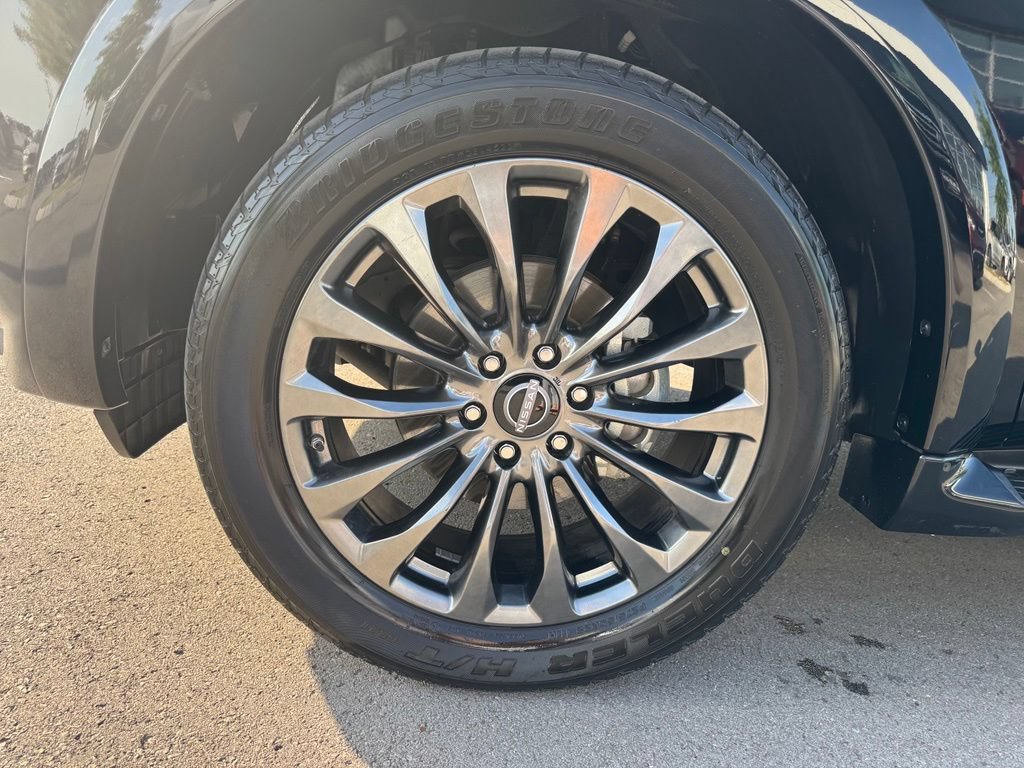 Used 2023 Nissan Armada Platinum w/ Captain's Chairs Package RWD image 29