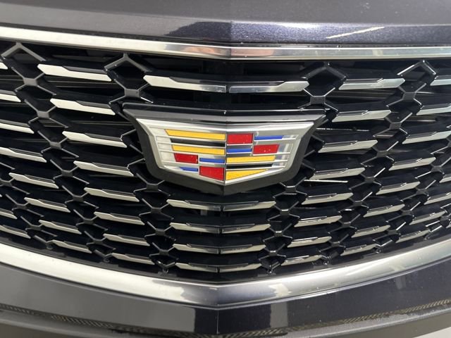 Used 2023 Cadillac XT4 Premium Luxury image 9
