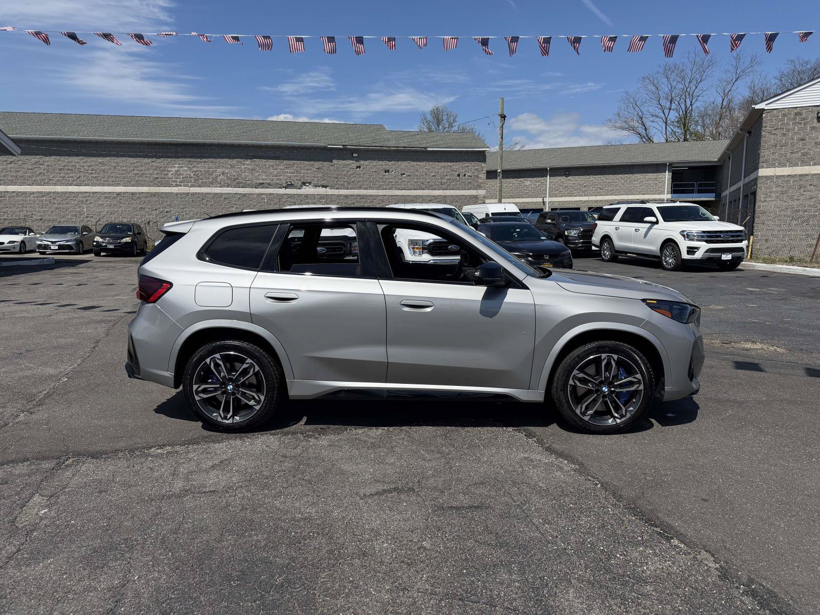 Used 2026 BMW X1 M35i w/ Technology Package AWD/4WD image 11