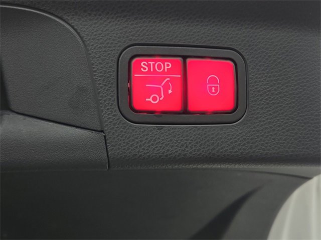 Used 2022 Mercedes-Benz GLC 300 4MATIC Coupe image 31