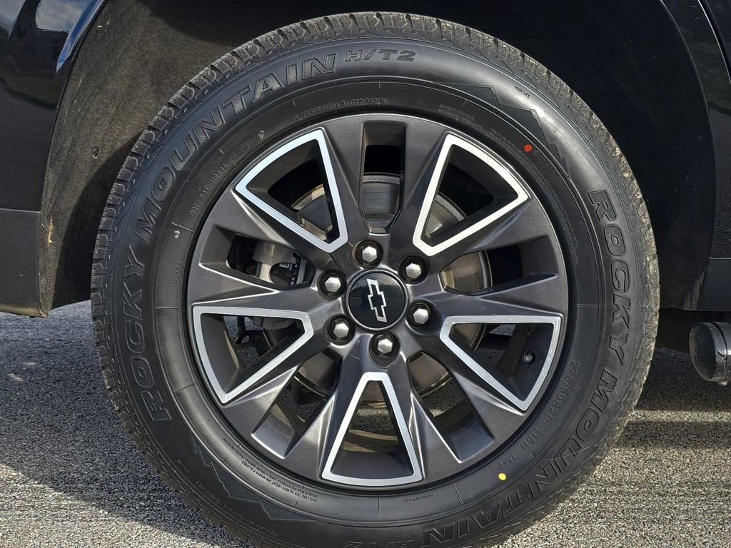 Used 2023 Chevrolet Tahoe Z71 AWD/4WD image 36