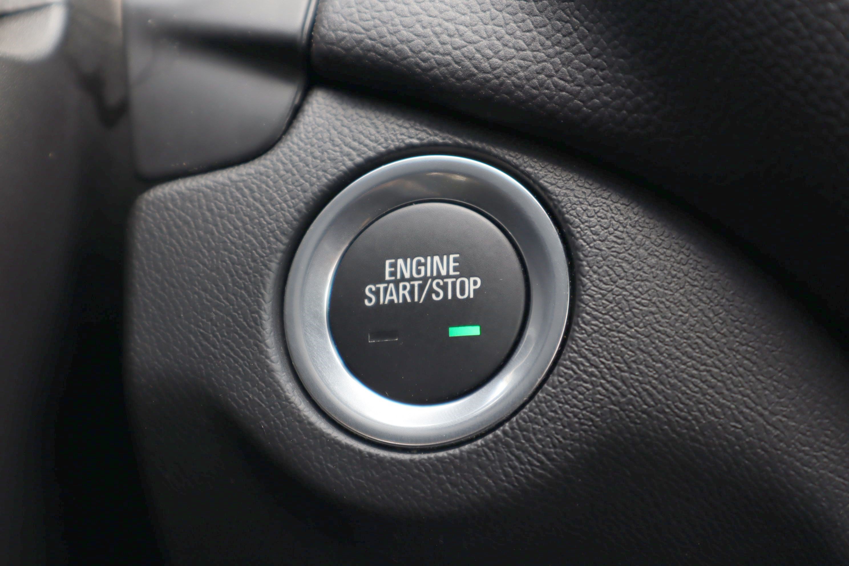 Used 2024 Chevrolet Equinox LT FWD image 28