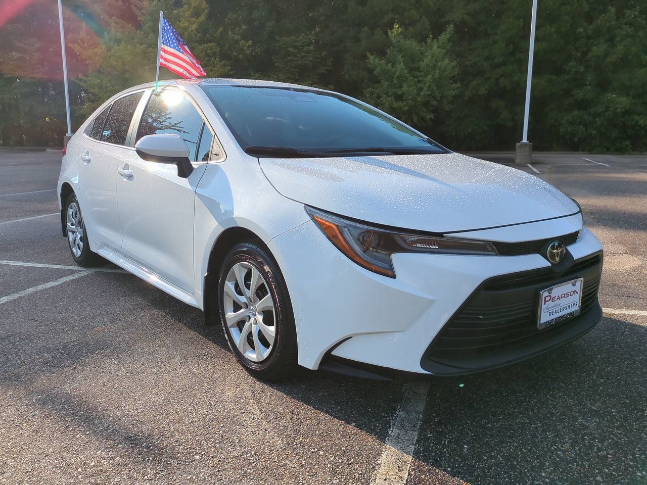 Used 2026 Toyota Corolla LE FWD image 2