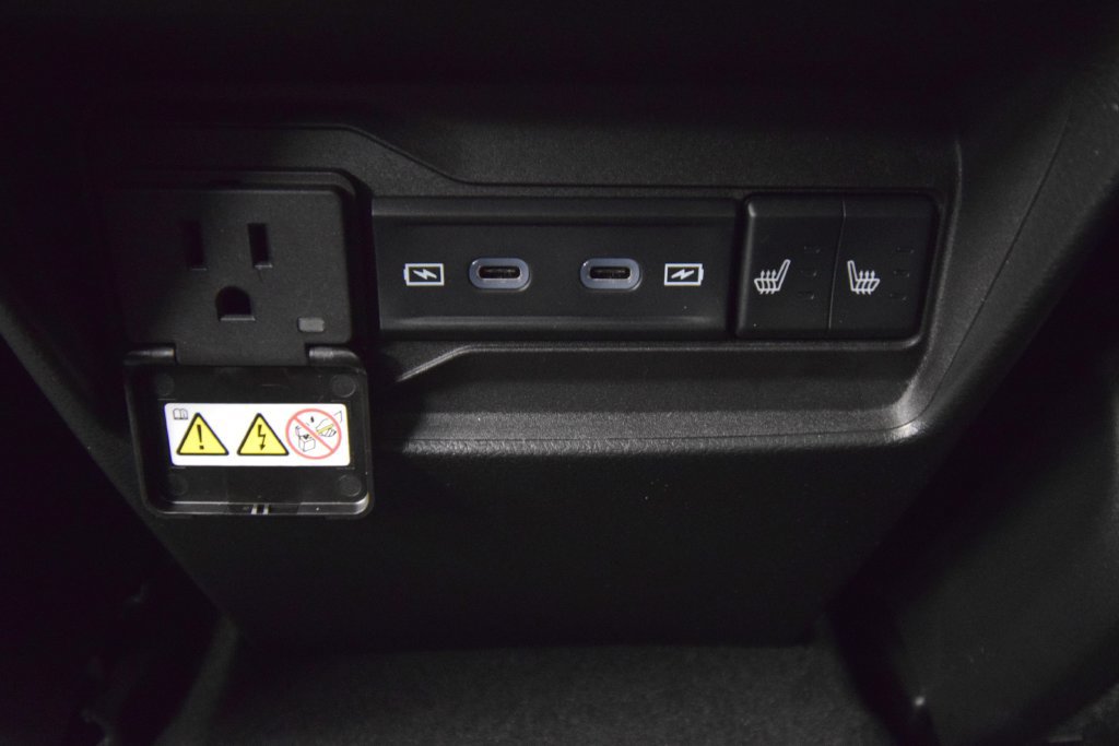 New 2026 Jeep Grand Cherokee Limited AWD/4WD image 40