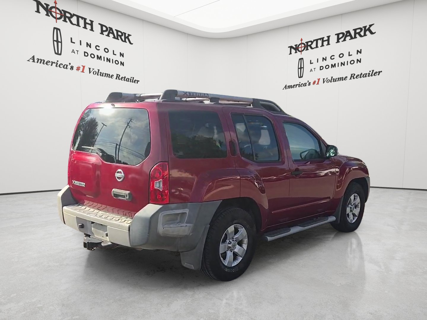 Used 2010 Nissan Xterra S RWD image 5