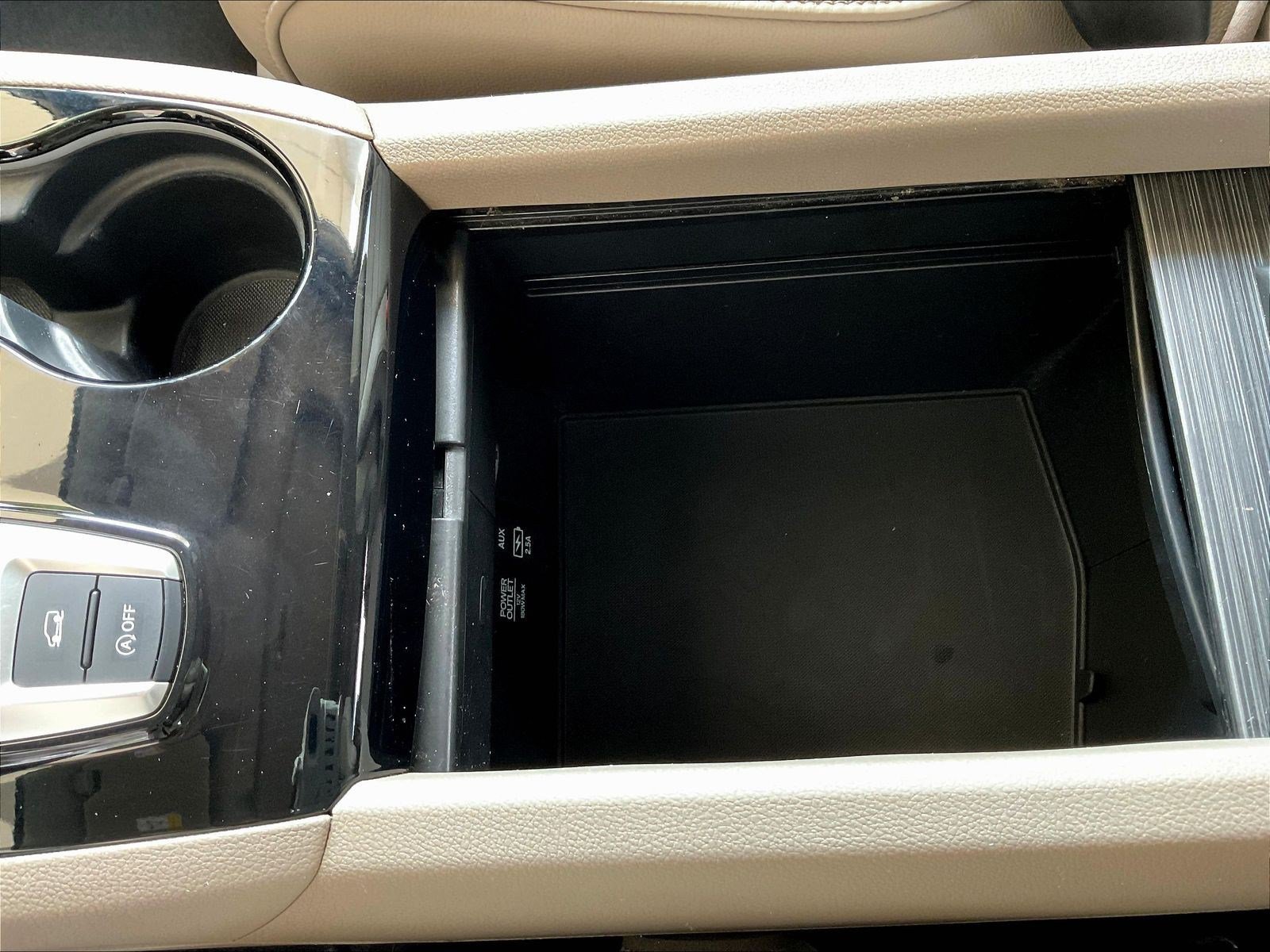 Used 2019 Honda Pilot Touring image 16