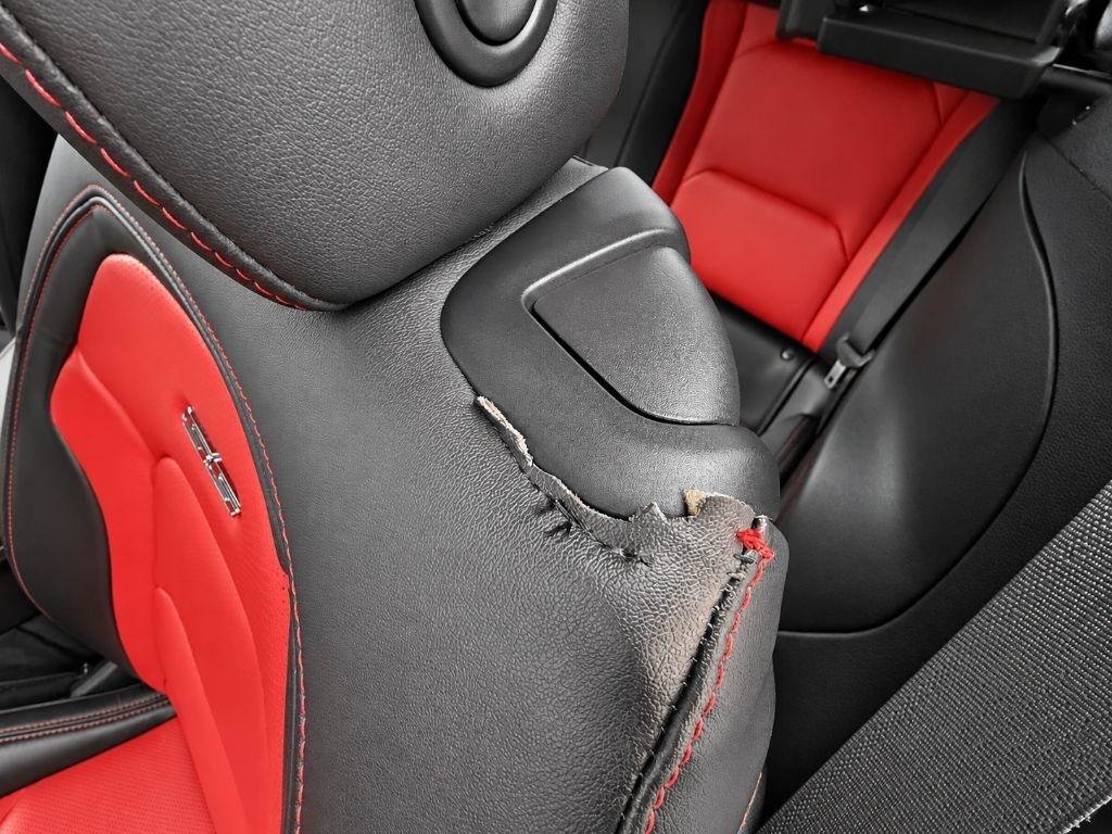 Used 2016 Chevrolet Camaro SS RWD image 17