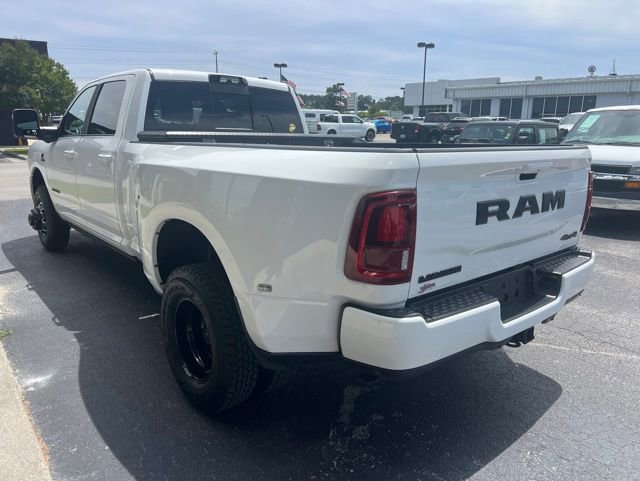 Used 2025 RAM 3500 Laramie AWD/4WD image 20