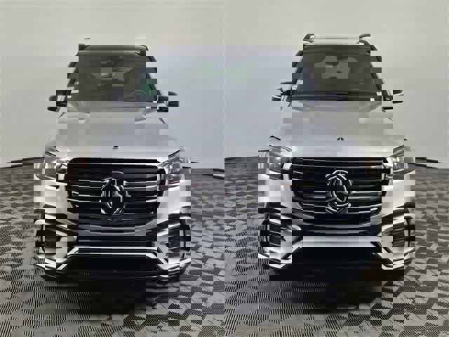 Certified 2025 Mercedes-Benz GLS 450 4MATIC image 8