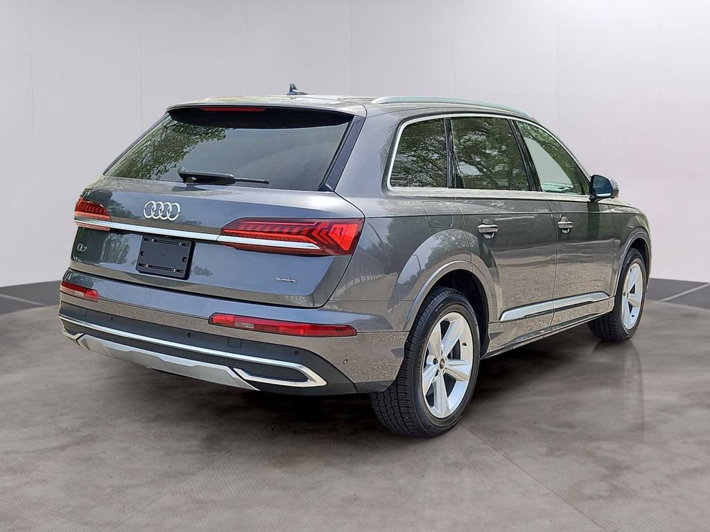 Used 2022 Audi Q7 2.0T Premium Plus w/ Premium Plus Package AWD/4WD image 7