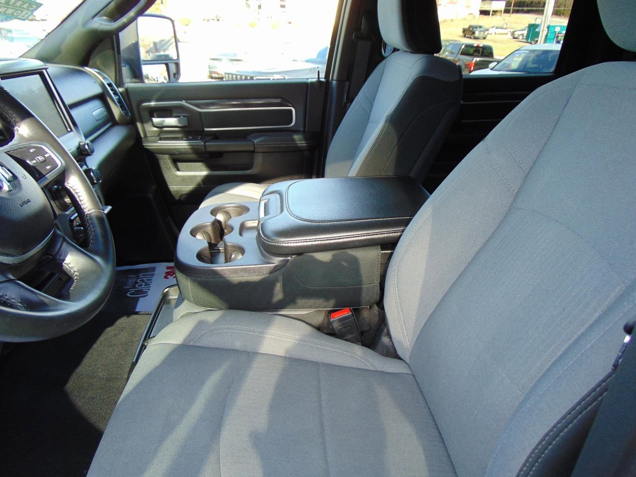 Used 2024 RAM 2500 Big Horn w/ Bed Utility Group image 21