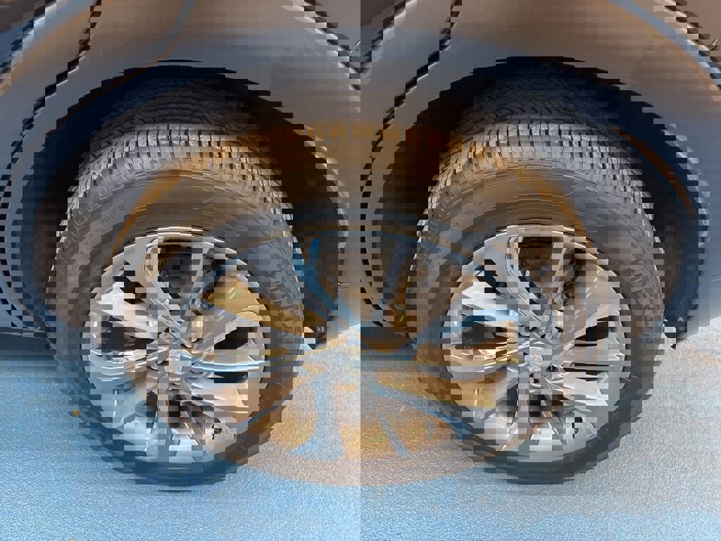 Used 2023 Buick Encore GX Essence w/ Experience Buick Package AWD/4WD image 19