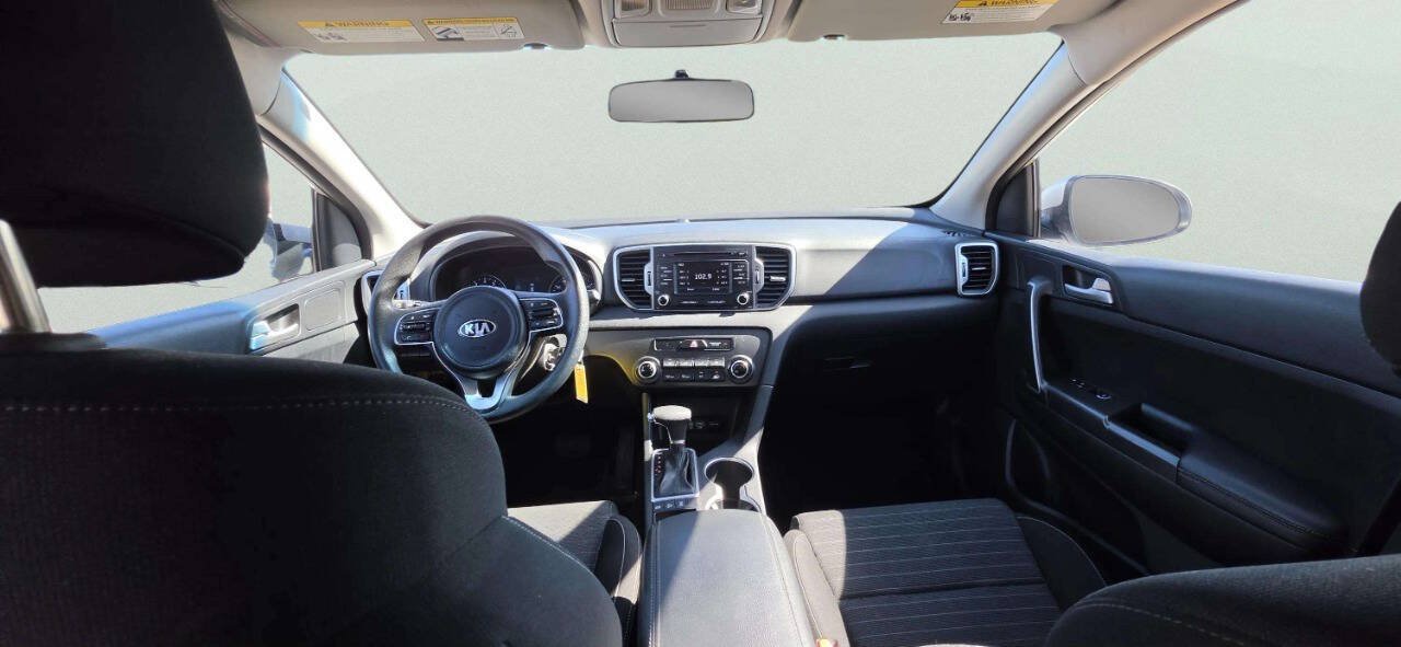 Used 2018 Kia Sportage LX AWD/4WD image 8