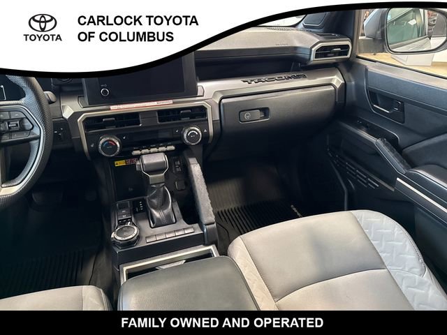 Used 2025 Toyota Tacoma SR5 image 19