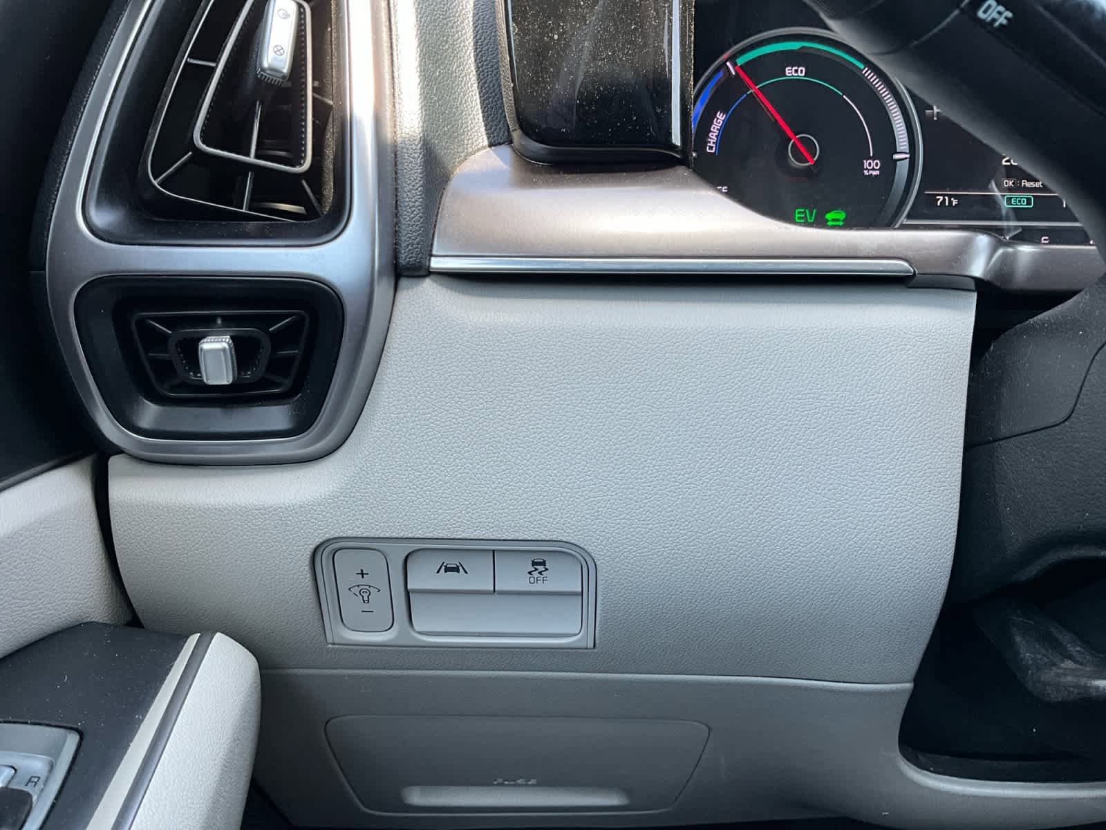 Used 2022 Kia Sorento S FWD image 20