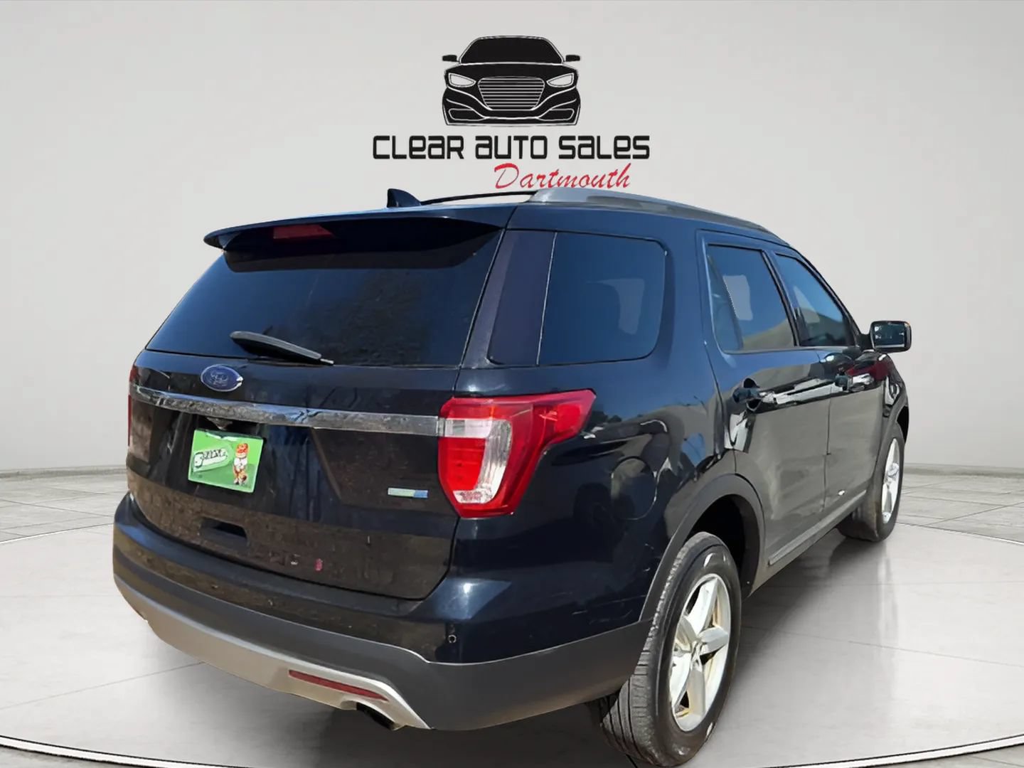 Used 2016 Ford Explorer XLT AWD/4WD image 6