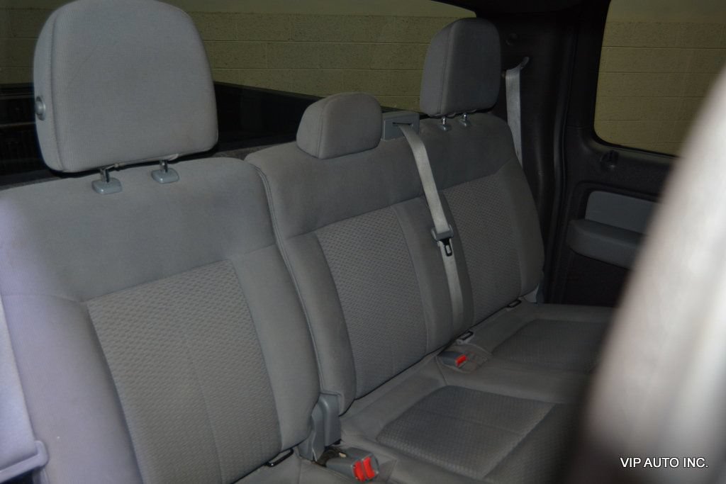 Used 2014 Ford F150 XLT w/ XLT Chrome Package AWD/4WD image 16