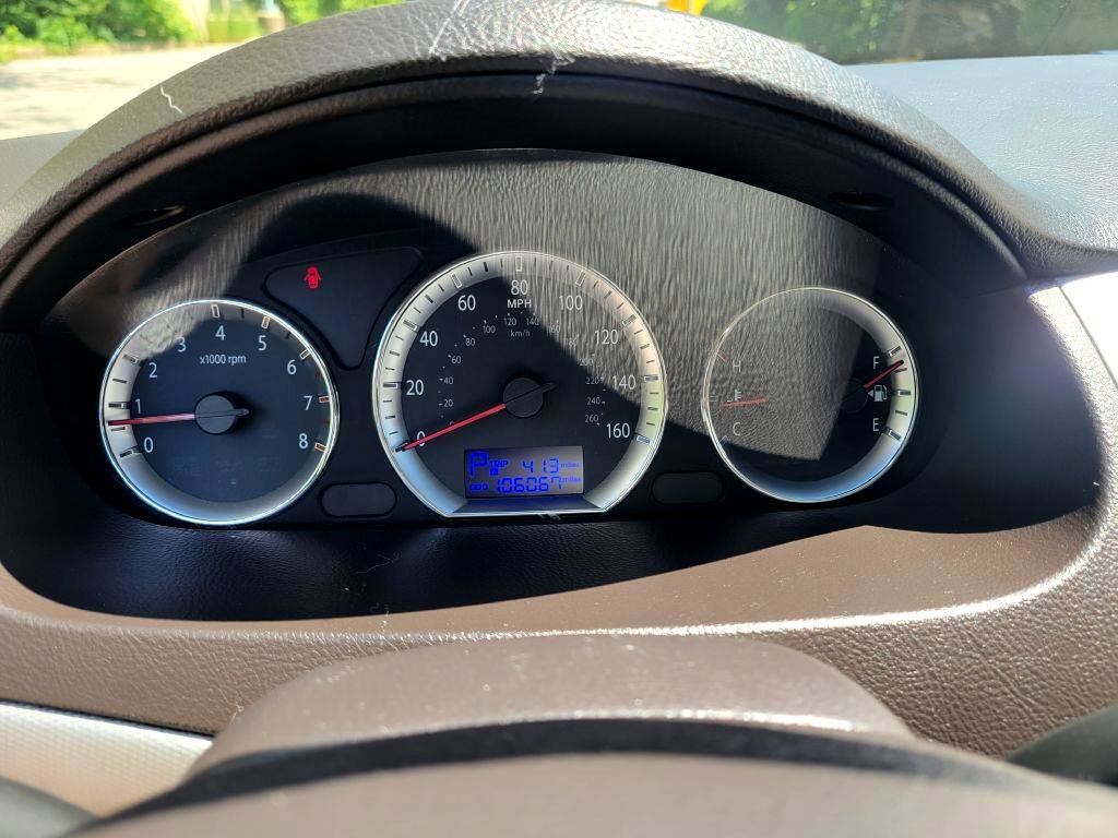 Used 2010 Hyundai Sonata GLS image 16