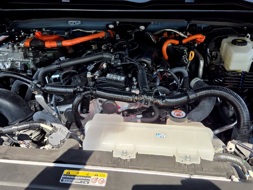Used 2026 Toyota Tacoma TRD Sport w/ TRD Sport Premium Package AWD/4WD image 10
