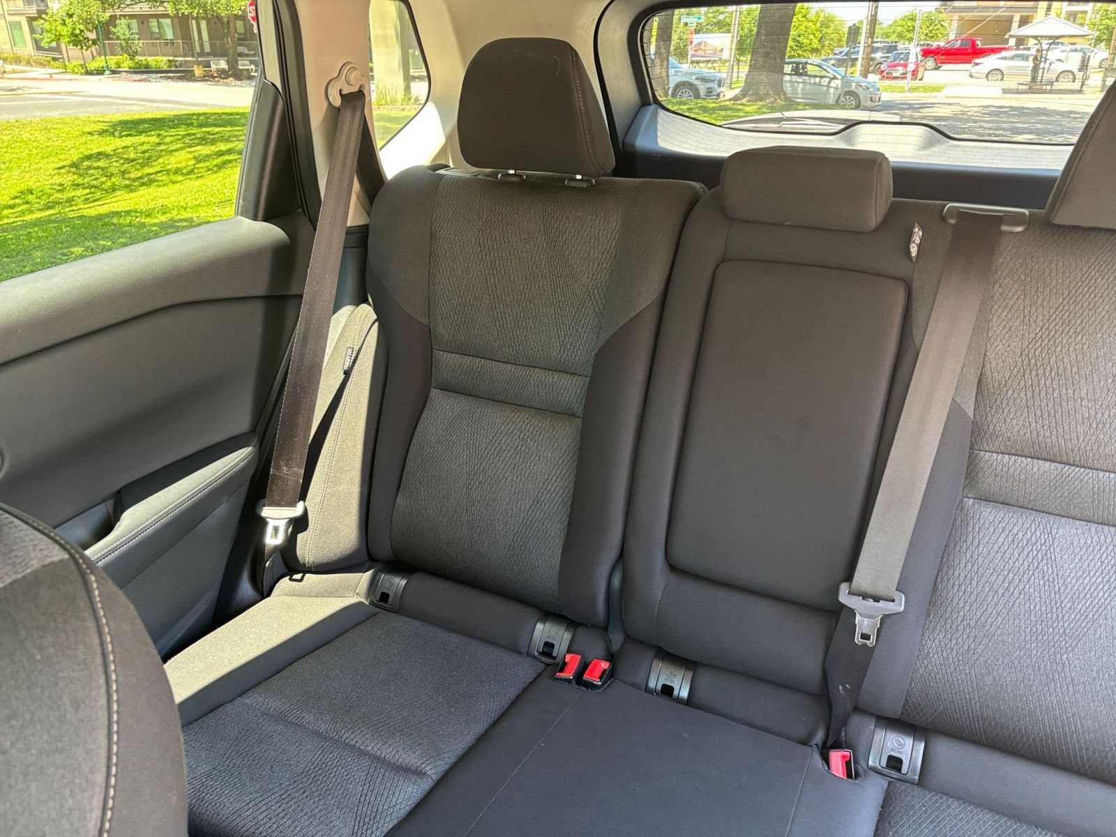 Used 2025 Nissan Rogue SV FWD image 34