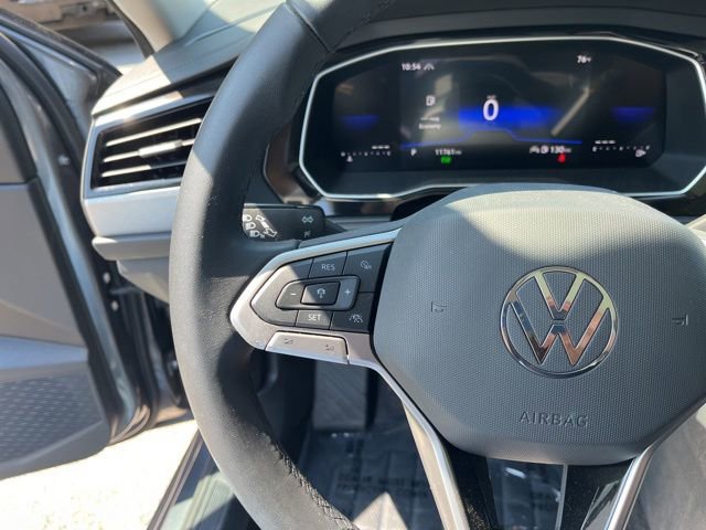 Used 2024 Volkswagen Jetta SE FWD image 20
