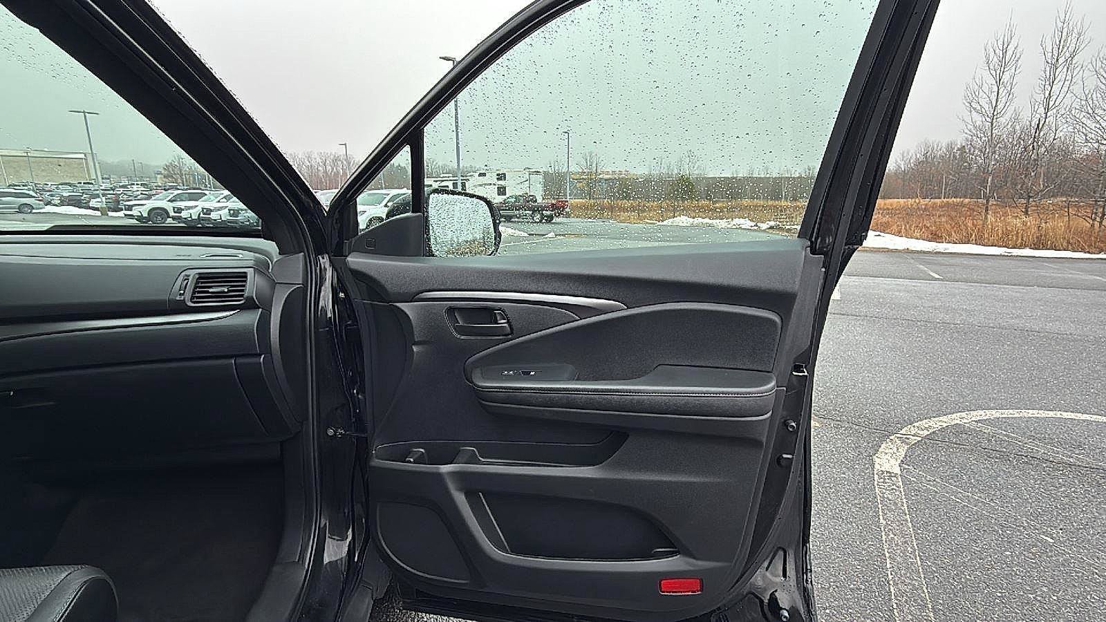 Used 2023 Honda Passport EX-L image 18