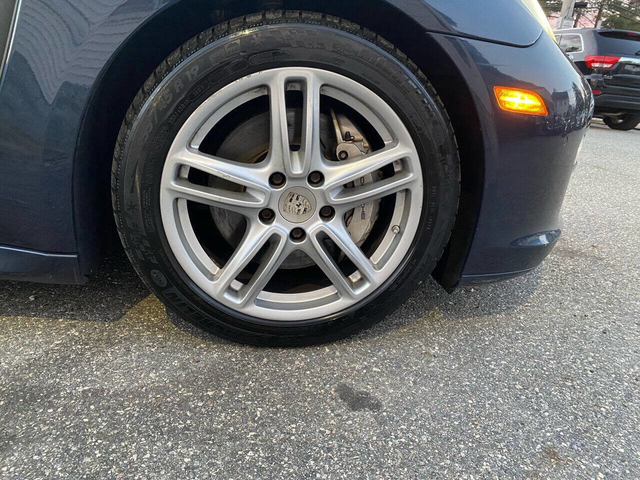 Used 2010 Porsche Panamera 4S image 31