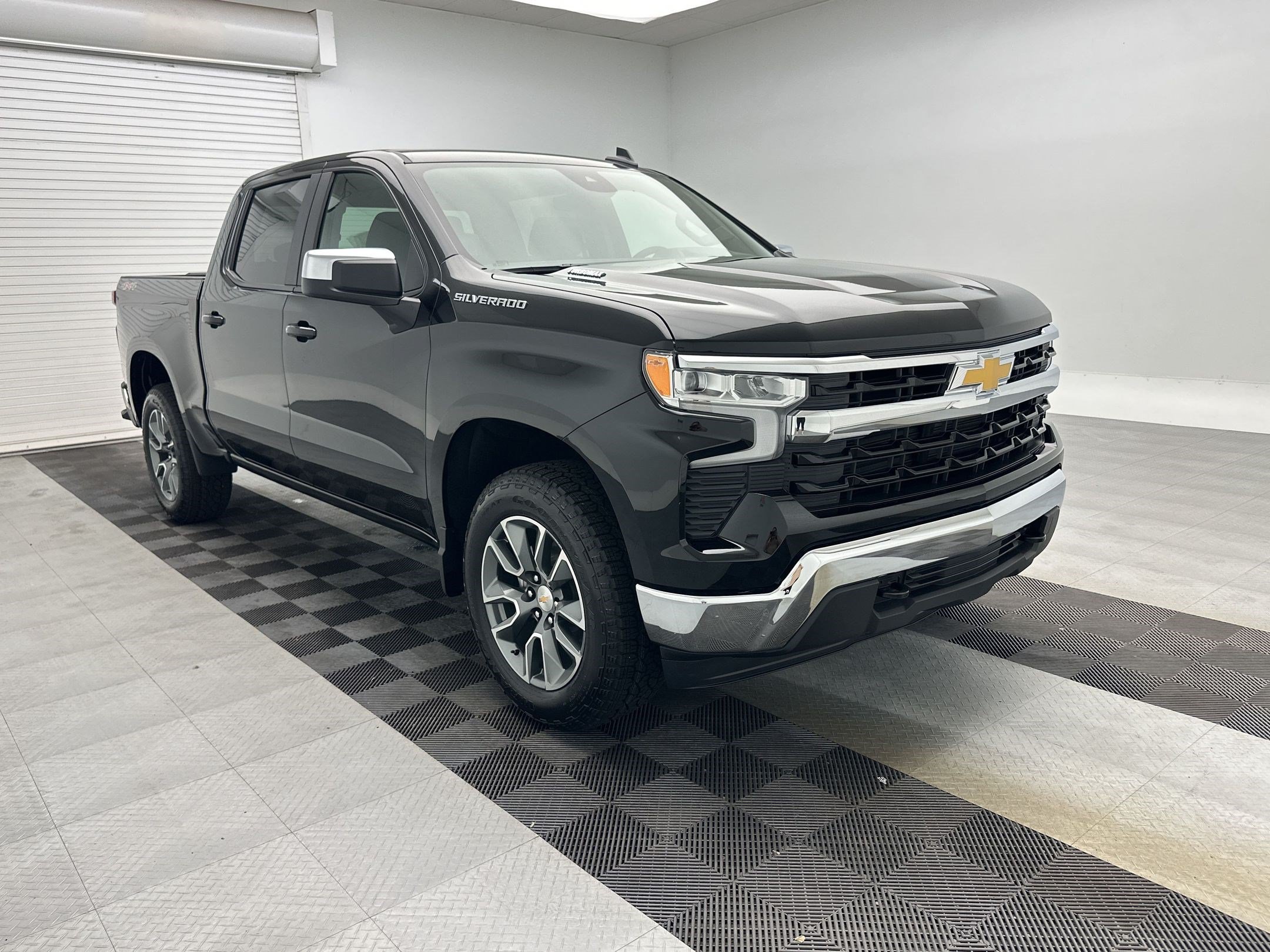 New 2026 Chevrolet Silverado 1500 LT AWD/4WD image 7