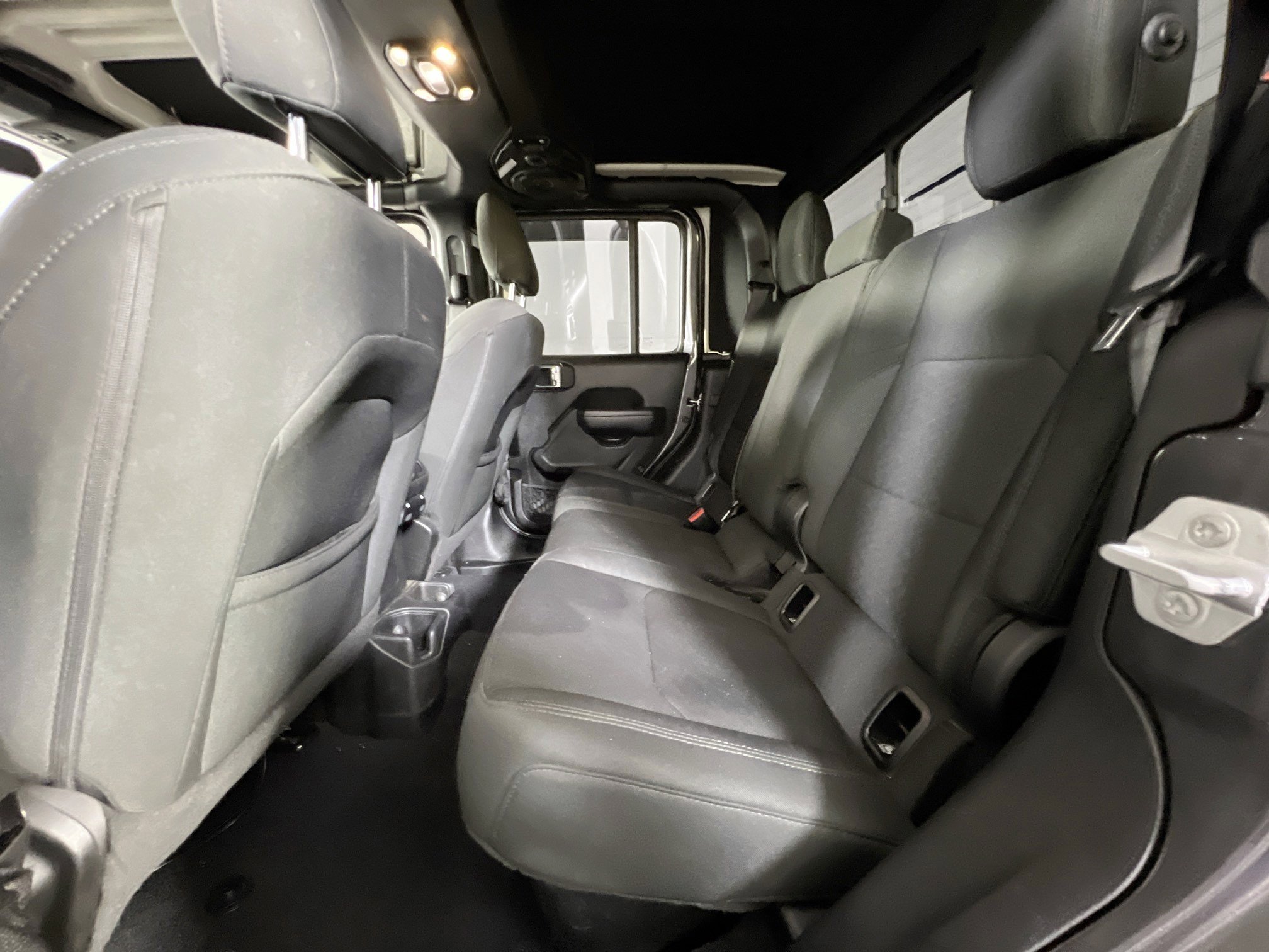 Used 2022 Jeep Gladiator Sport image 22