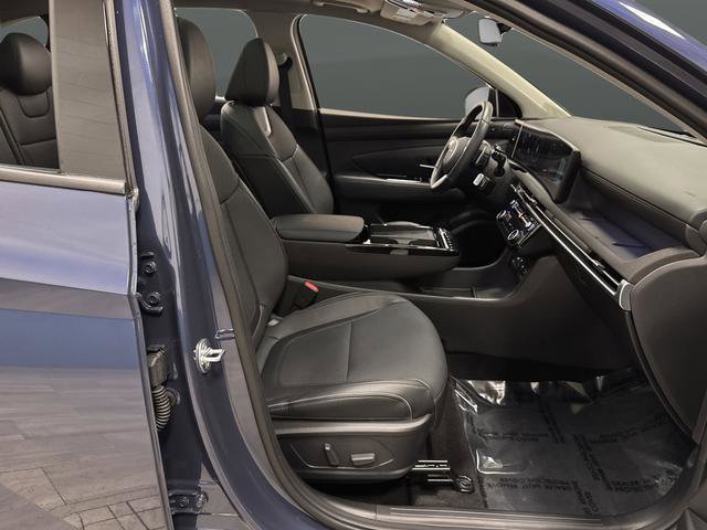 Used 2025 Hyundai Tucson Limited image 33