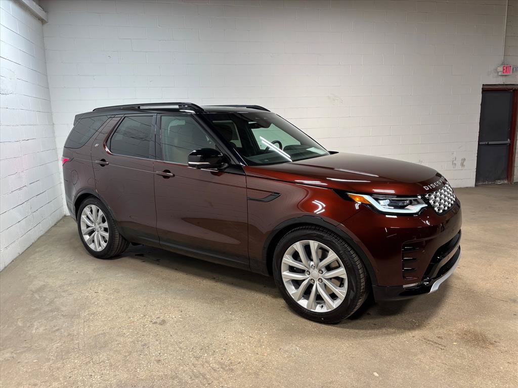 New 2026 Land Rover Discovery Limited Edition AWD/4WD image 5