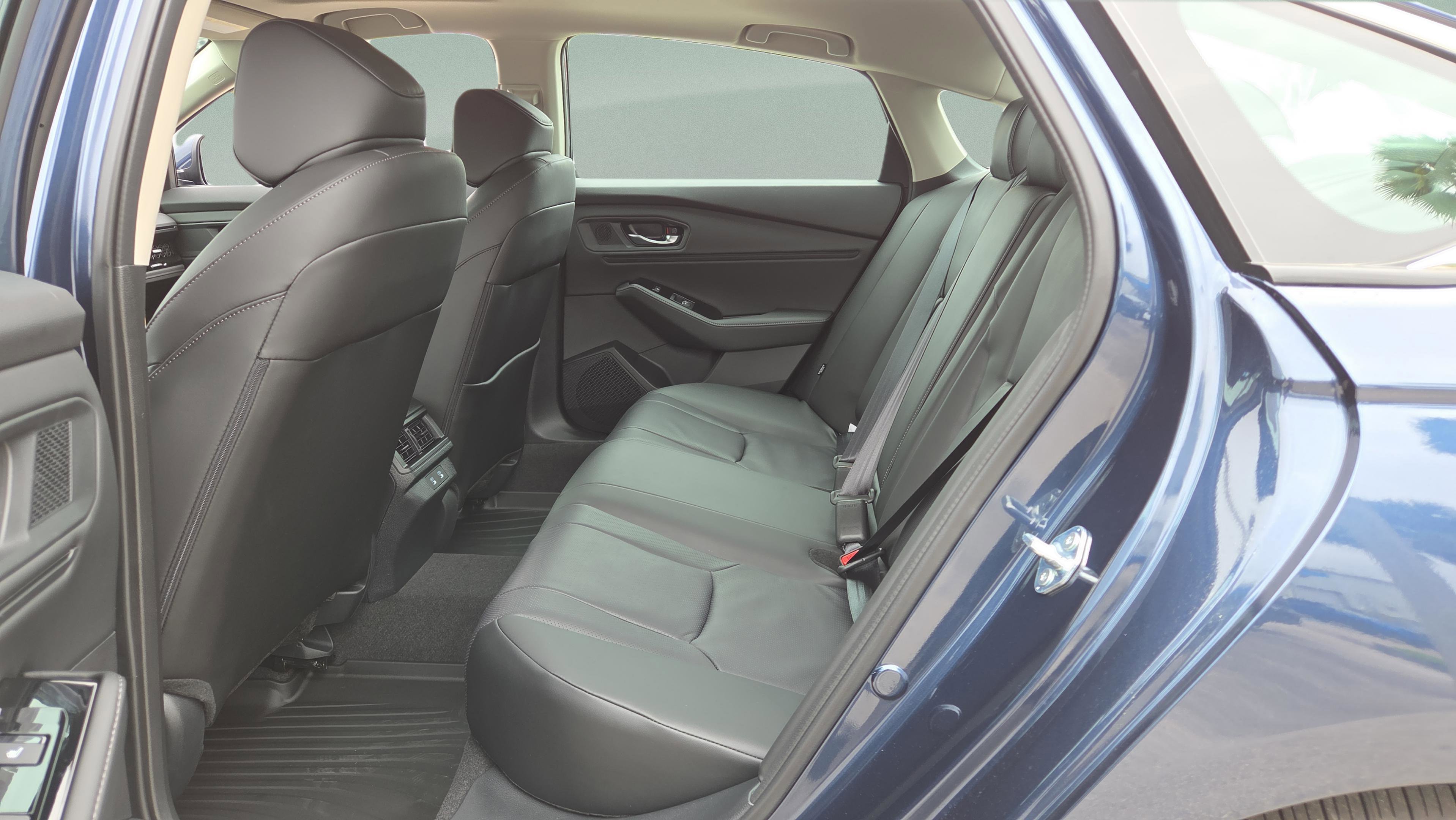 New 2026 Honda Accord Touring image 11