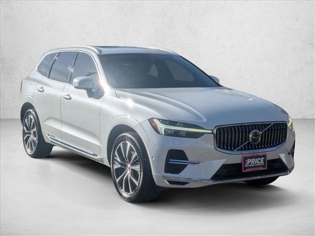 Used 2022 Volvo XC60 T8 Inscription Expression w/ Advanced Package image 3