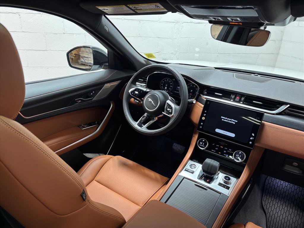 New 2026 Jaguar F-PACE R-Dynamic S image 33