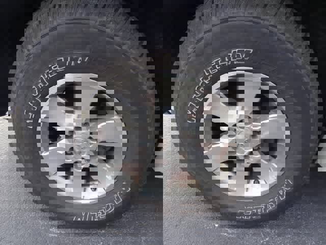 Used 2013 Toyota 4Runner SR5 image 25