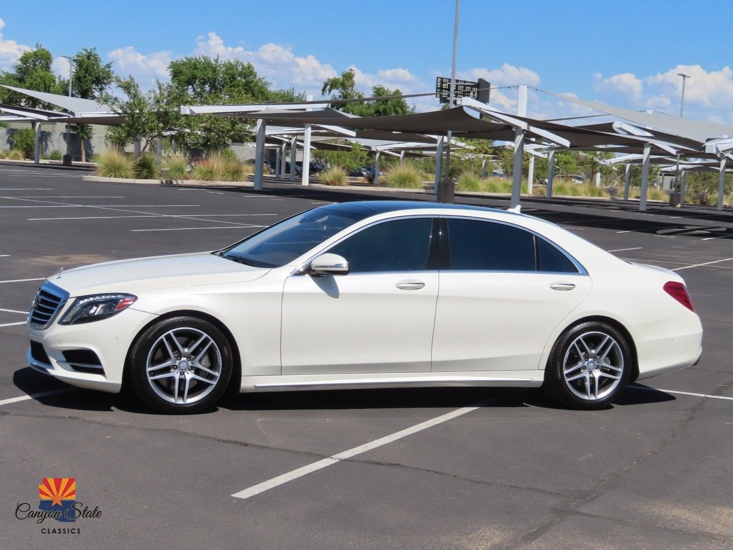 Used 2014 Mercedes-Benz S 550 Sedan w/ Sport Package w/ Sport Package image 12