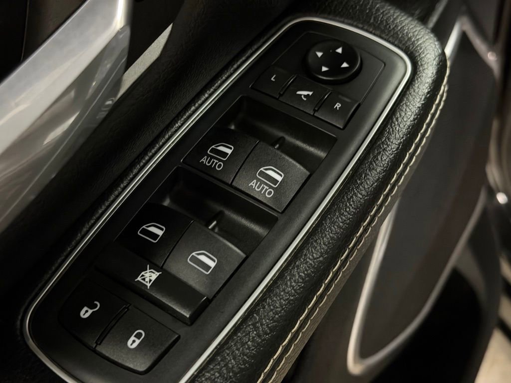 Used 2021 RAM 1500 Laramie w/ Advanced Safety Group image 34