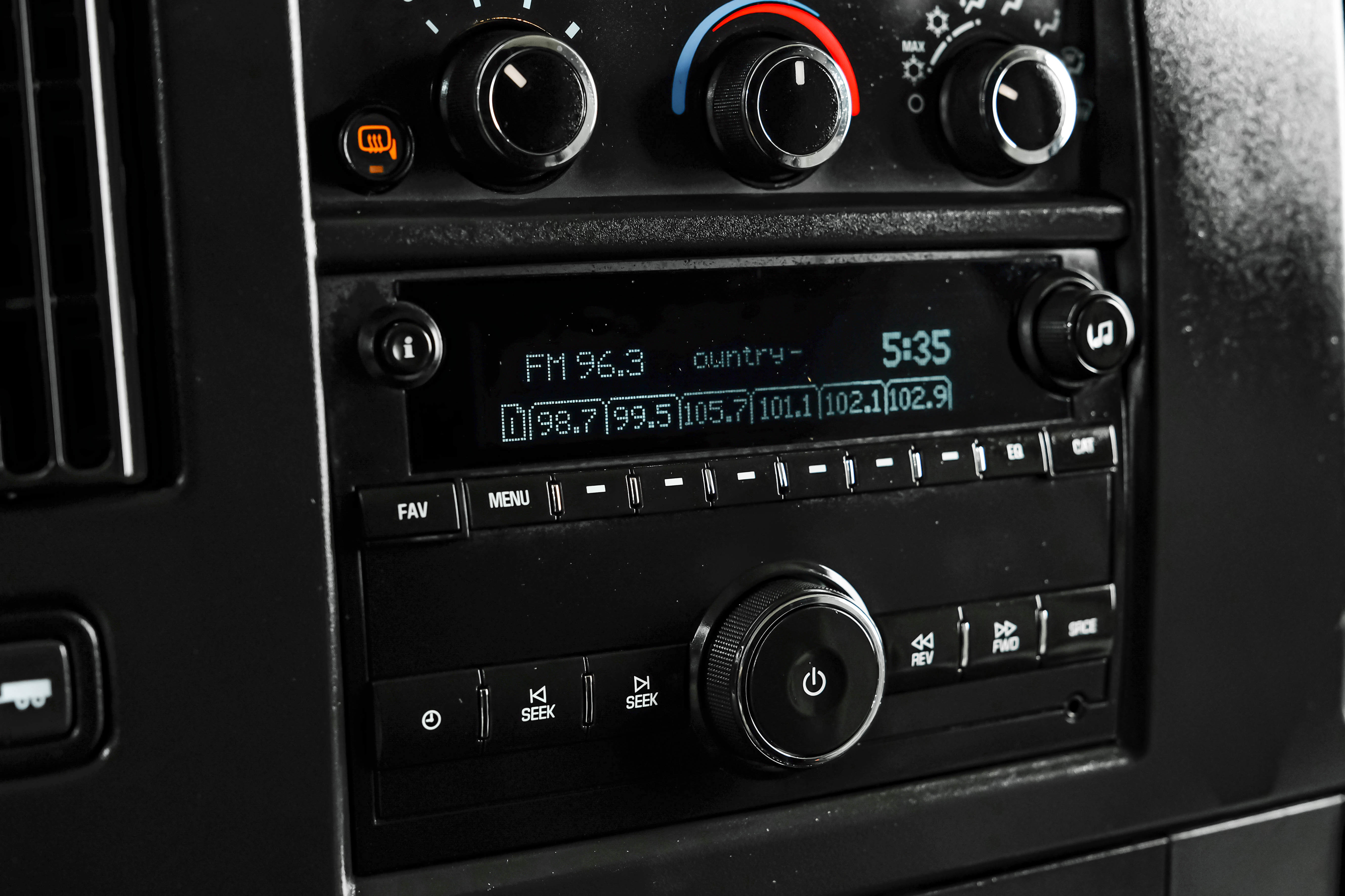 Used 2019 Chevrolet Express 2500 w/ Driver Convenience Package image 14